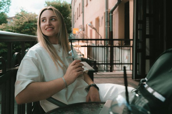 Femmes et Santé Communautaire : Enjeux Cruciaux et Contributions Incontournables à Explorer